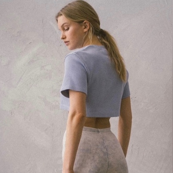 UO Out From Under Ryan Ribbed Half-Zip Cropped Tee in Lavender - Picture 3 of 10